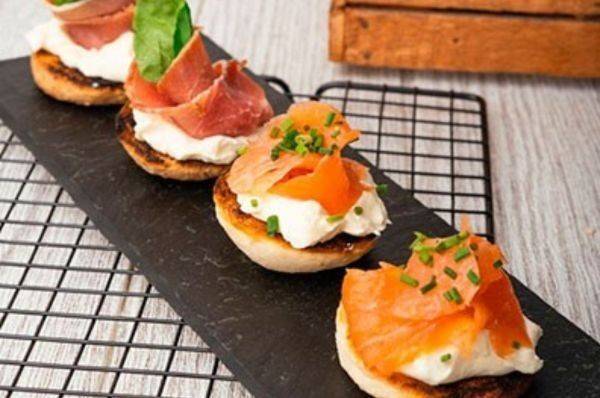 Finger food
